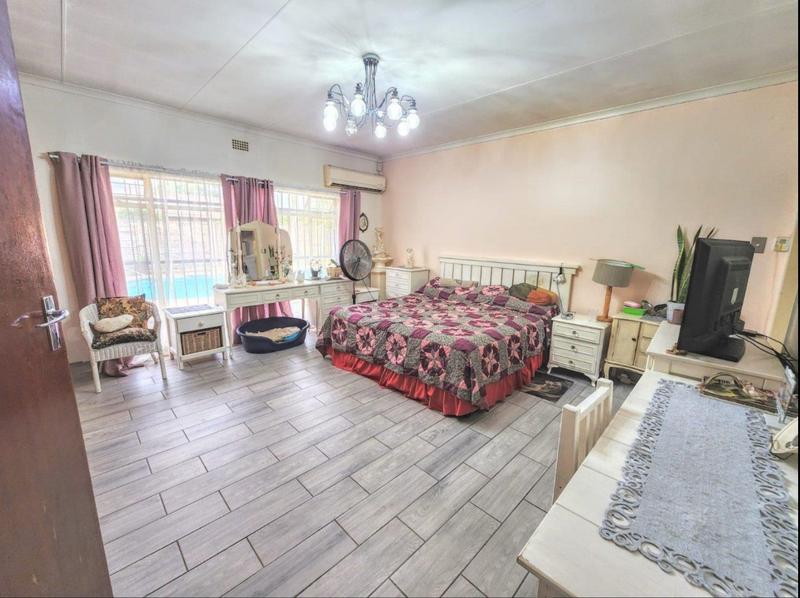 4 Bedroom Property for Sale in Parktown Estate Gauteng