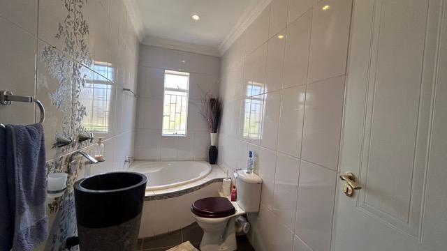 3 Bedroom Property for Sale in Primrose Gauteng