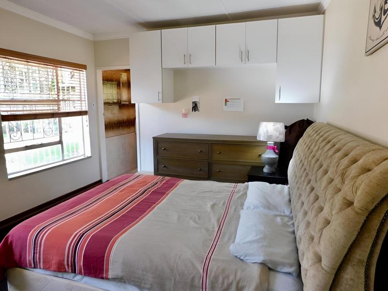 4 Bedroom Property for Sale in Buurendal Gauteng