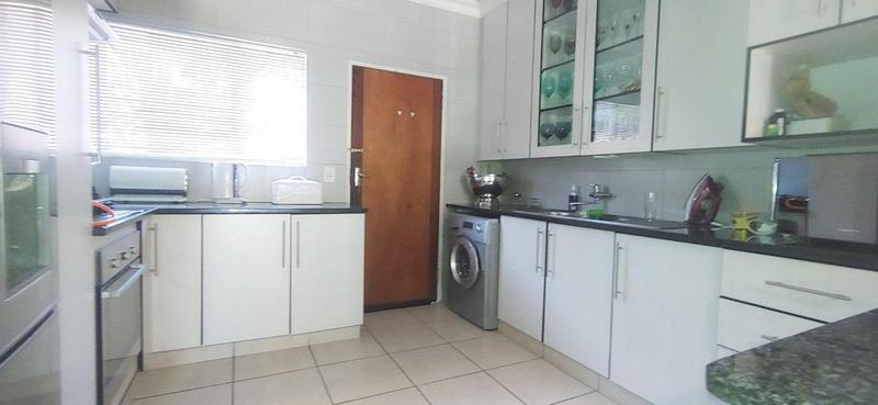 2 Bedroom Property for Sale in Albemarle Gauteng