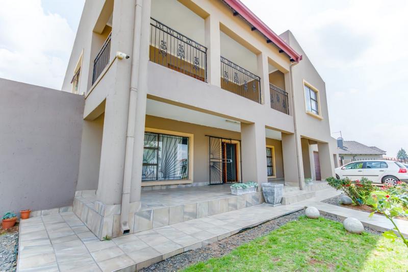 4 Bedroom Property for Sale in Geluksdal Gauteng