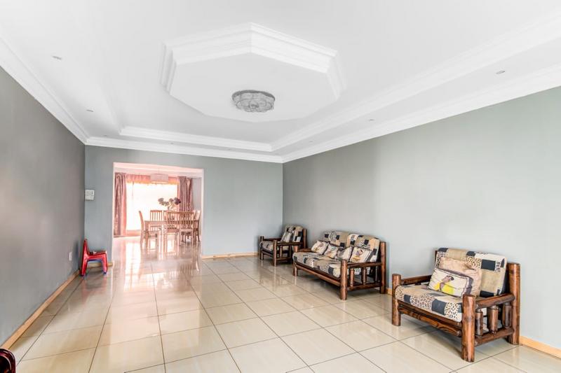 4 Bedroom Property for Sale in Geluksdal Gauteng