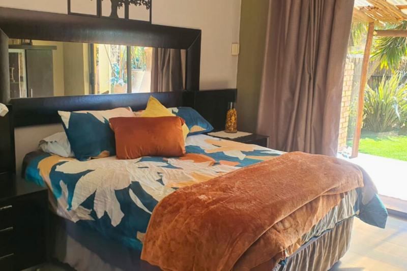 3 Bedroom Property for Sale in Glen Marais Gauteng