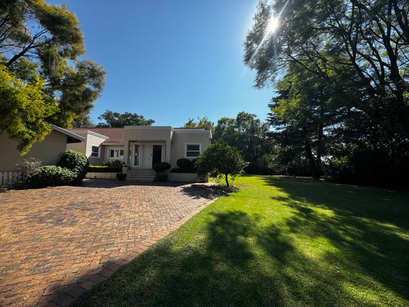 To Let 3 Bedroom Property for Rent in Bryanston Gauteng