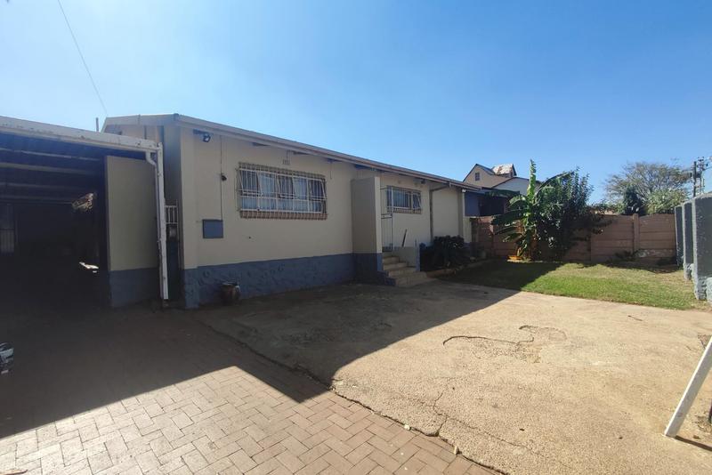 To Let 3 Bedroom Property for Rent in Wannenburghoogte Gauteng