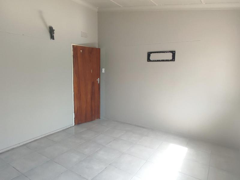 To Let 3 Bedroom Property for Rent in Wannenburghoogte Gauteng
