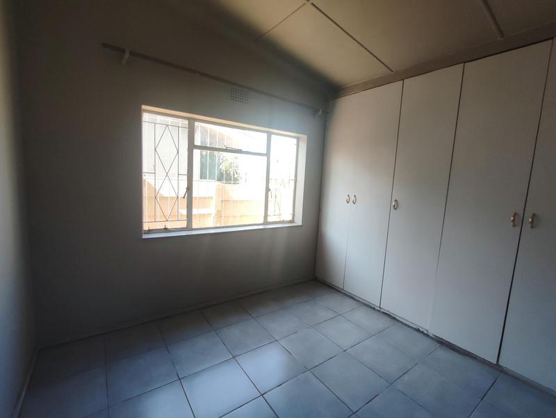 To Let 3 Bedroom Property for Rent in Wannenburghoogte Gauteng