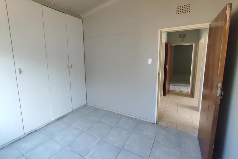 To Let 3 Bedroom Property for Rent in Wannenburghoogte Gauteng