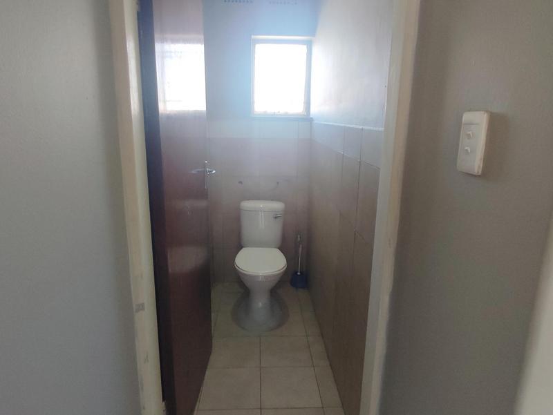 To Let 3 Bedroom Property for Rent in Wannenburghoogte Gauteng