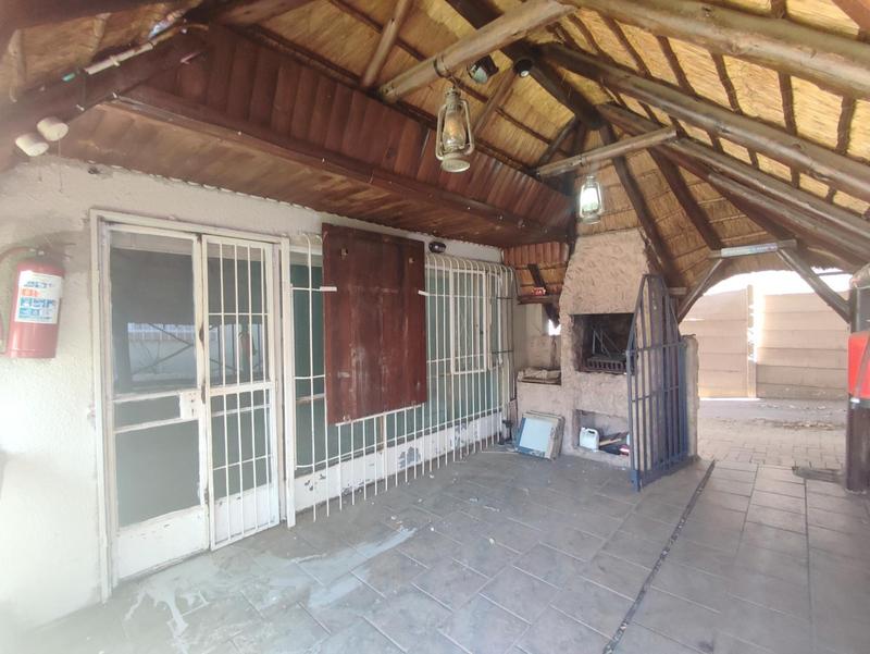 To Let 3 Bedroom Property for Rent in Wannenburghoogte Gauteng