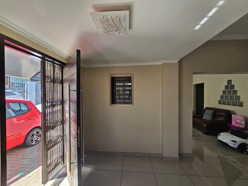 3 Bedroom Property for Sale in Mayfair West Gauteng