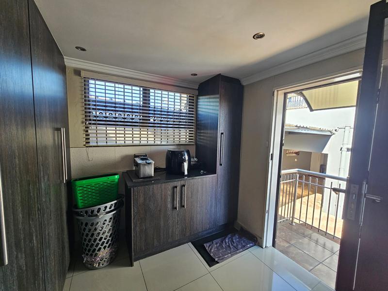 3 Bedroom Property for Sale in Mayfair West Gauteng