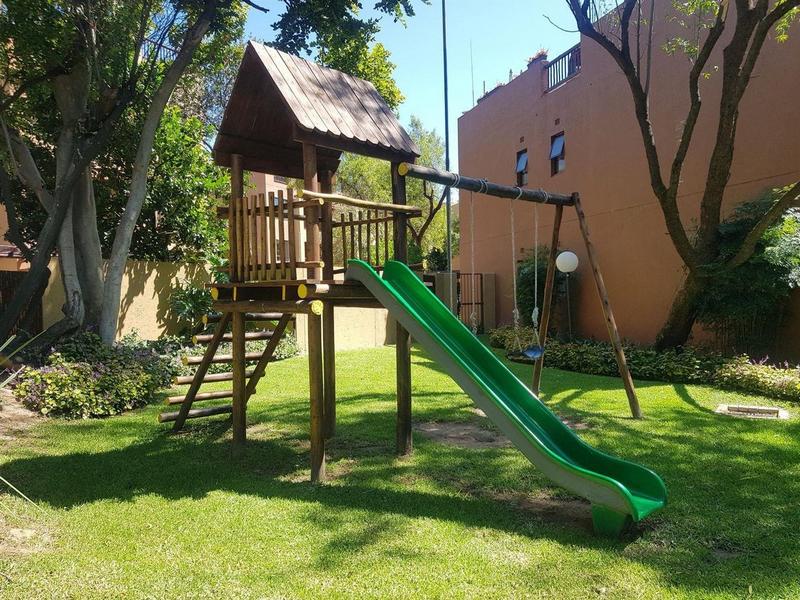 2 Bedroom Property for Sale in Lonehill Gauteng