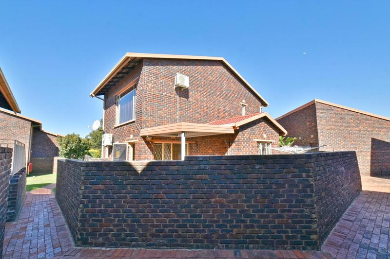 3 Bedroom Property for Sale in Brackenhurst Gauteng