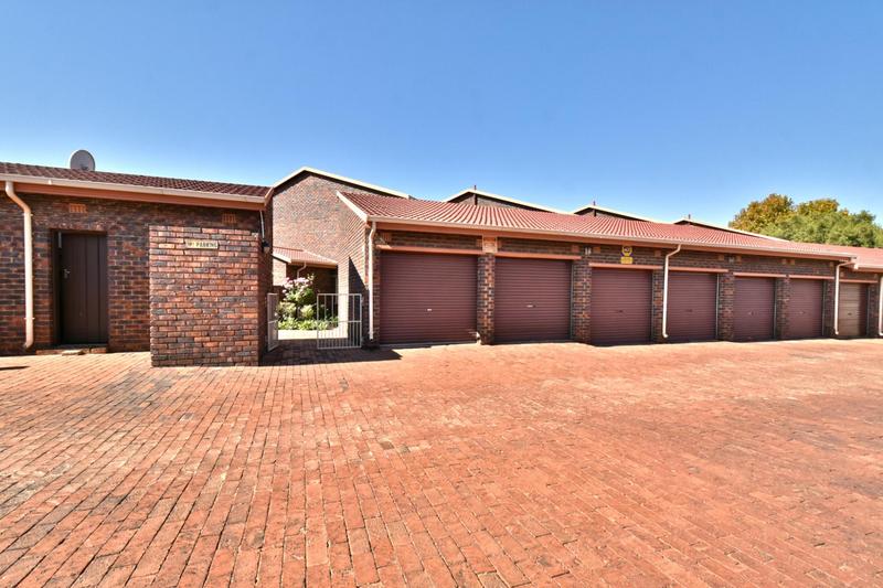 3 Bedroom Property for Sale in Brackenhurst Gauteng