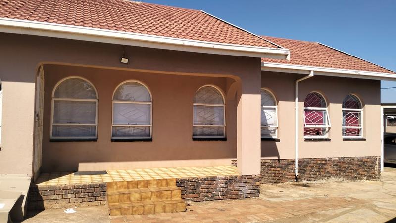 5 Bedroom Property for Sale in Ennerdale Gauteng