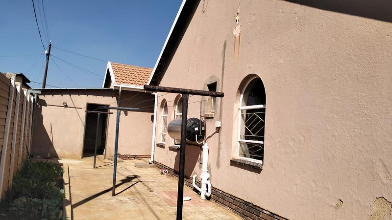 5 Bedroom Property for Sale in Ennerdale Gauteng