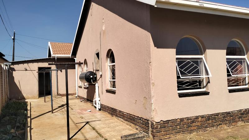 5 Bedroom Property for Sale in Ennerdale Gauteng