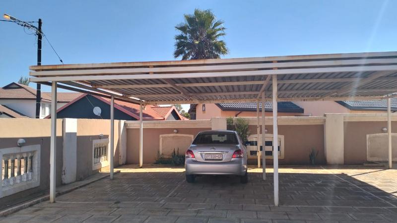 5 Bedroom Property for Sale in Ennerdale Gauteng