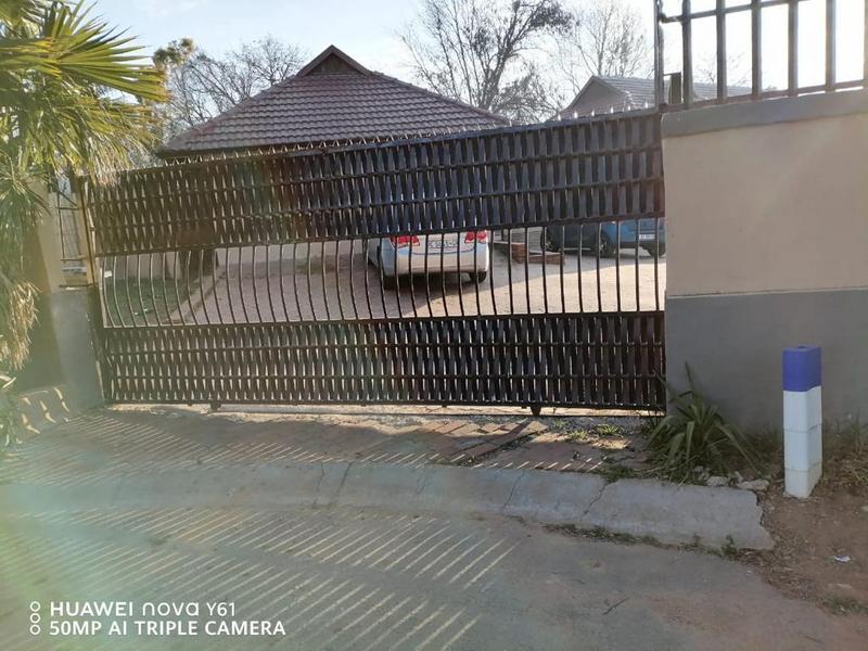 To Let 1 Bedroom Property for Rent in Bramley View Gauteng