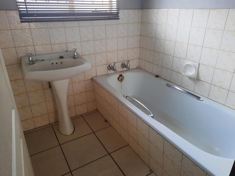 To Let 3 Bedroom Property for Rent in Sebokeng Gauteng