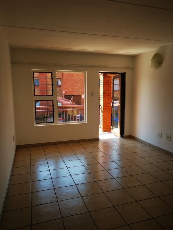 To Let 2 Bedroom Property for Rent in Castleview Gauteng