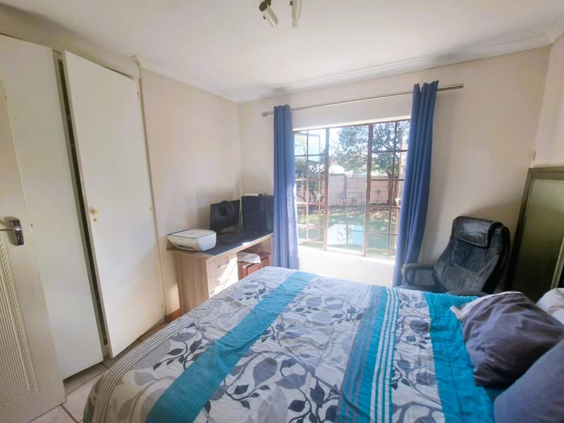 3 Bedroom Property for Sale in Heuweloord Gauteng