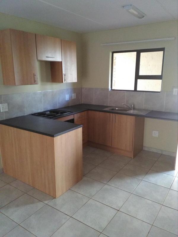 2 Bedroom Property for Sale in Groblerpark Gauteng