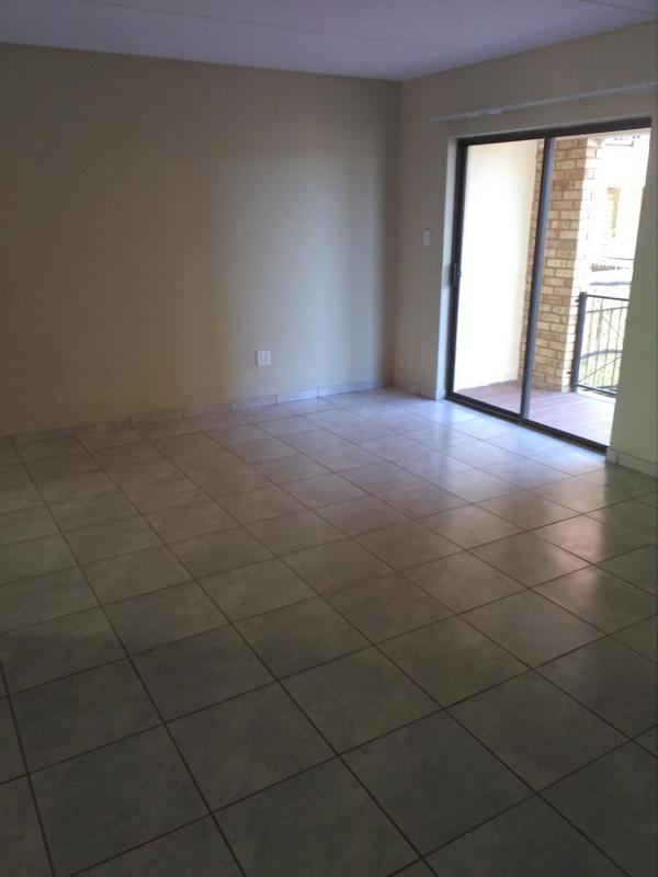 2 Bedroom Property for Sale in Groblerpark Gauteng