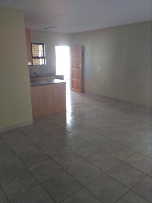 2 Bedroom Property for Sale in Groblerpark Gauteng