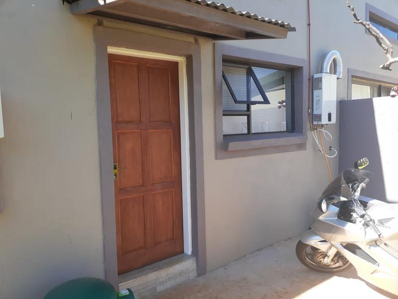 To Let 1 Bedroom Property for Rent in Bootha A H Gauteng