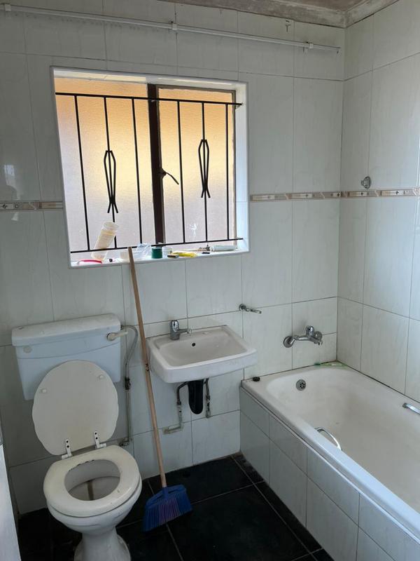 2 Bedroom Property for Sale in Naturena Gauteng