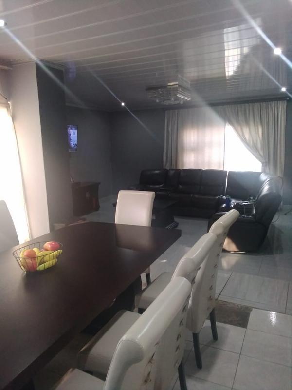 3 Bedroom Property for Sale in Zakariyya Park Gauteng