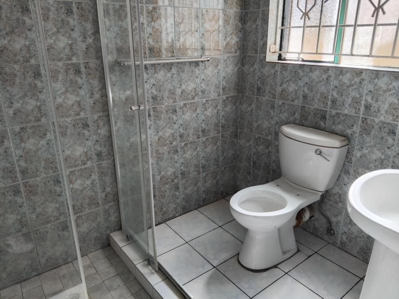 6 Bedroom Property for Sale in Zakariyya Park Gauteng