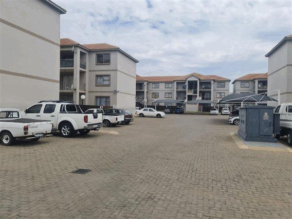 To Let 2 Bedroom Property for Rent in Bardene Gauteng