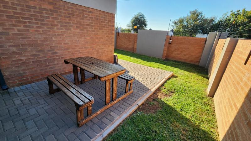 2 Bedroom Property for Sale in Montana Gauteng