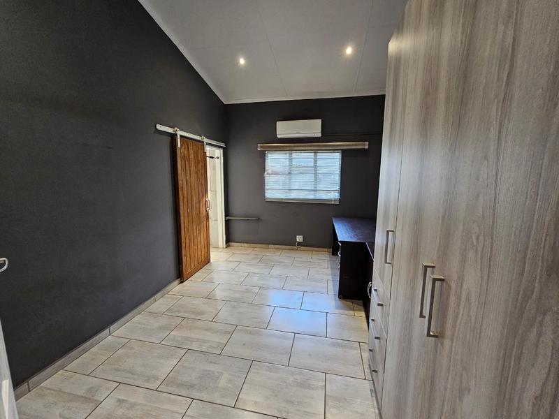 3 Bedroom Property for Sale in Sinoville Gauteng