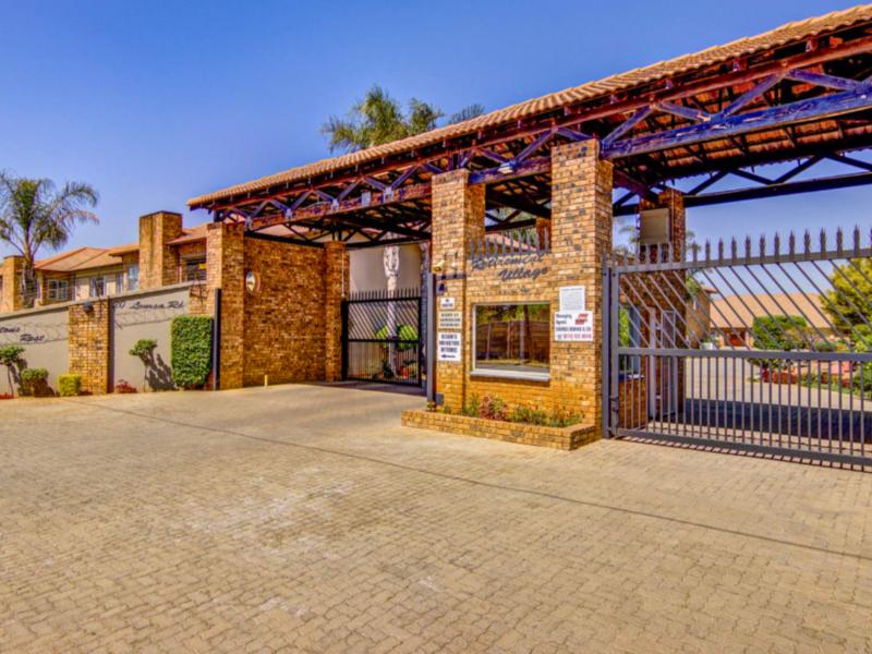 2 Bedroom Property for Sale in Norton Home Estate AH Gauteng