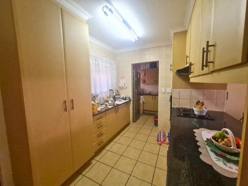 2 Bedroom Property for Sale in Norton Home Estate AH Gauteng