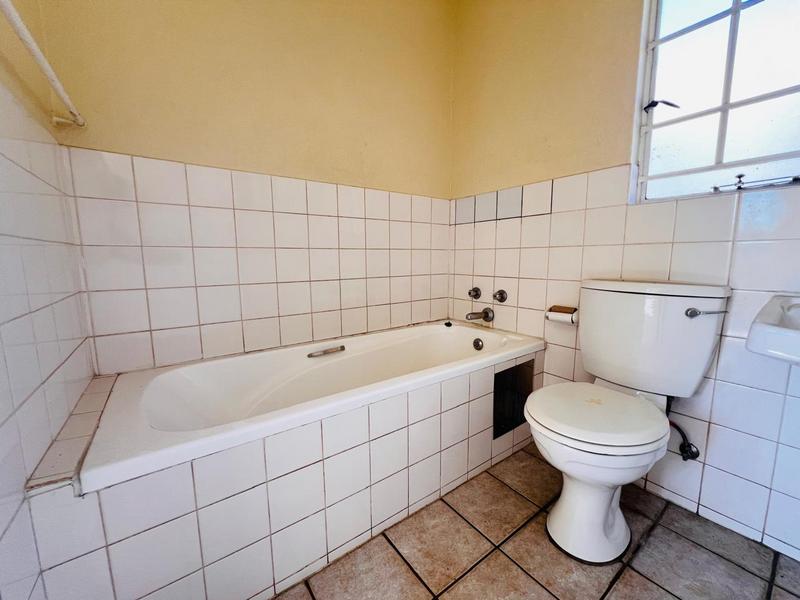 2 Bedroom Property for Sale in Sharonlea Gauteng