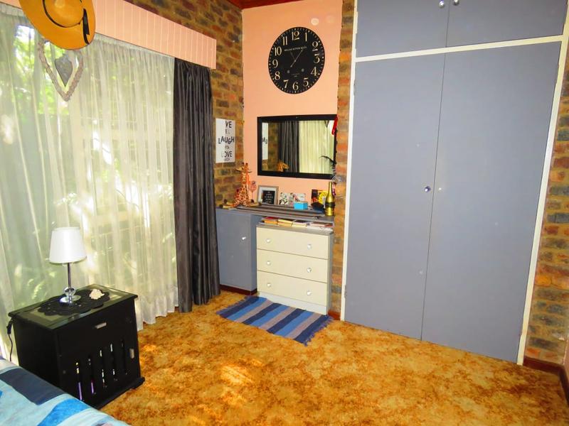 6 Bedroom Property for Sale in Wonderboom Gauteng