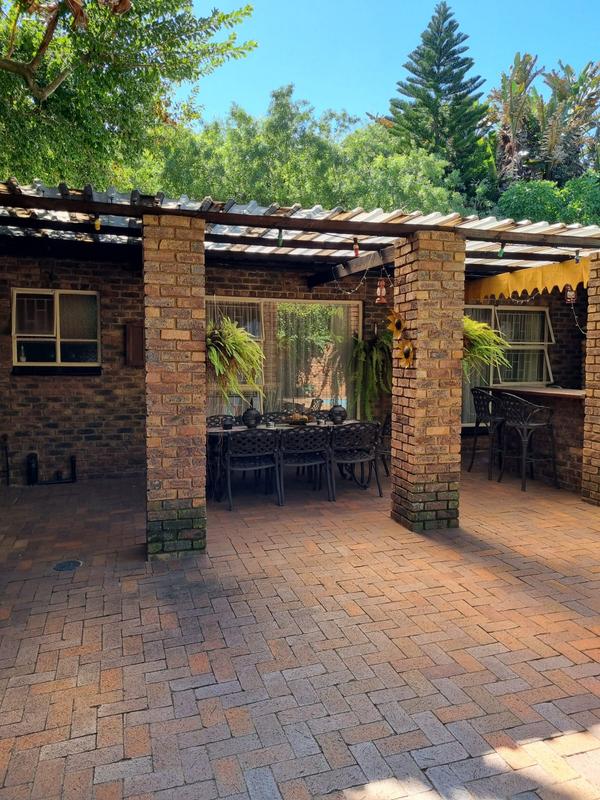 6 Bedroom Property for Sale in Wonderboom Gauteng