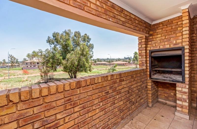 1 Bedroom Property for Sale in Krugersrus Gauteng