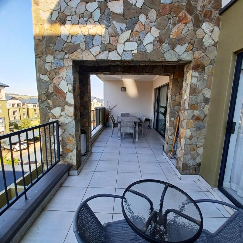 To Let 2 Bedroom Property for Rent in Waterfall Gauteng