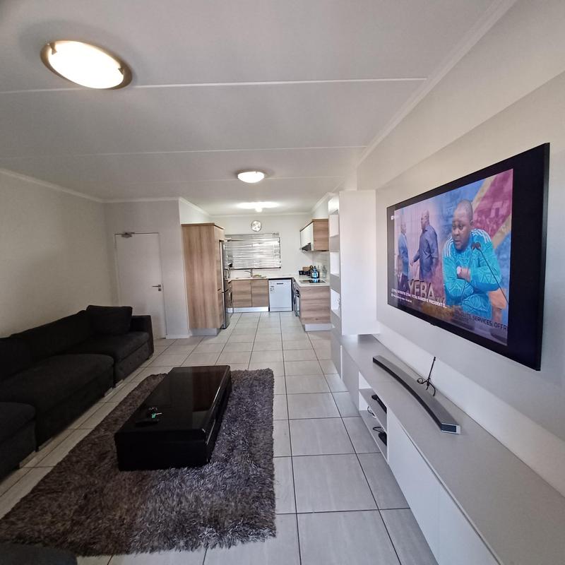 To Let 2 Bedroom Property for Rent in Waterfall Gauteng