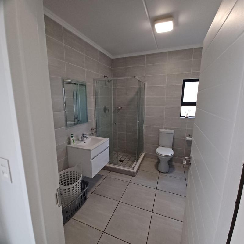 To Let 2 Bedroom Property for Rent in Waterfall Gauteng