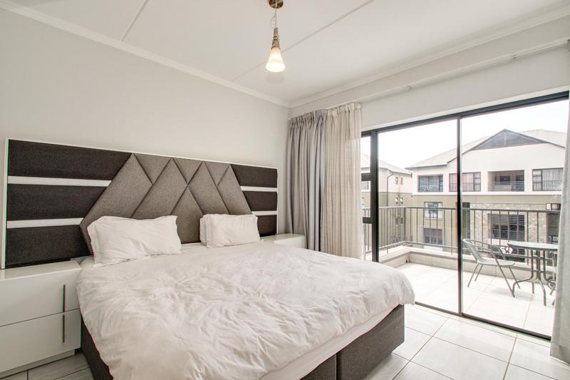 To Let 2 Bedroom Property for Rent in Waterfall Gauteng