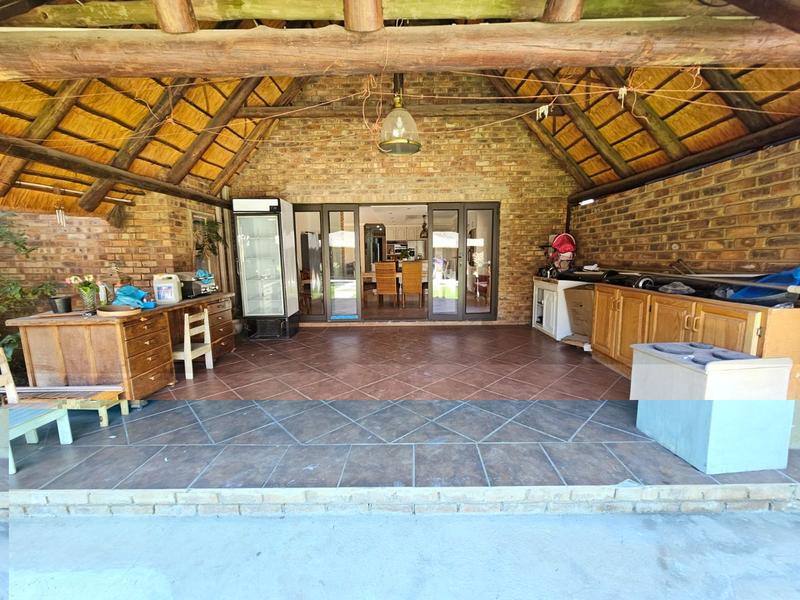 6 Bedroom Property for Sale in Doornpoort Gauteng