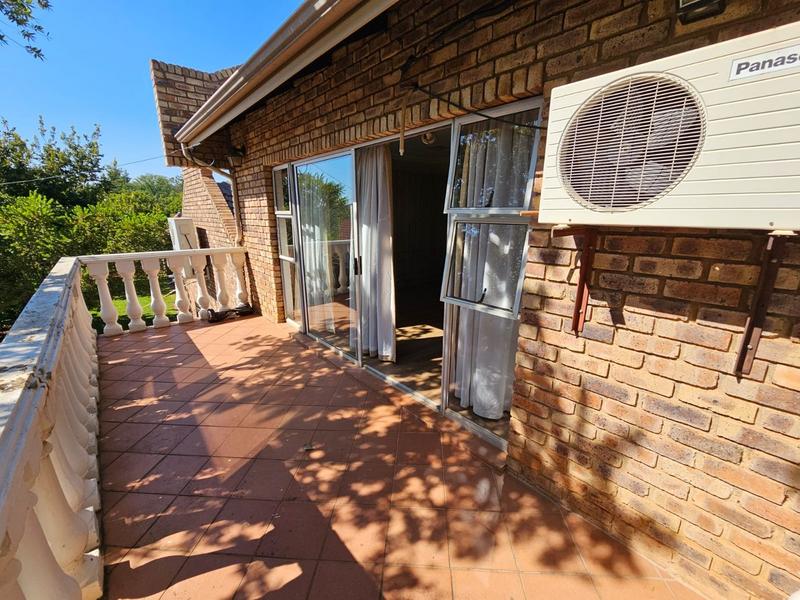 6 Bedroom Property for Sale in Doornpoort Gauteng