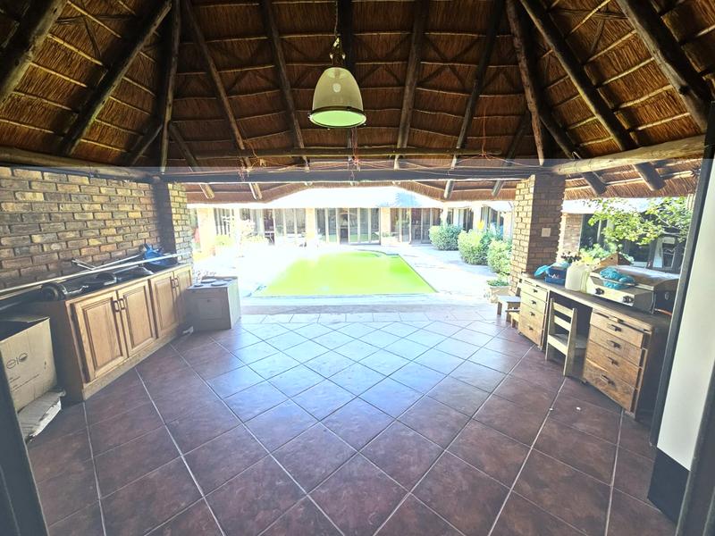 6 Bedroom Property for Sale in Doornpoort Gauteng